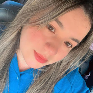 Meet your Posher, Leticia